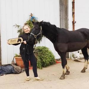 Meet your Posher, Alexia